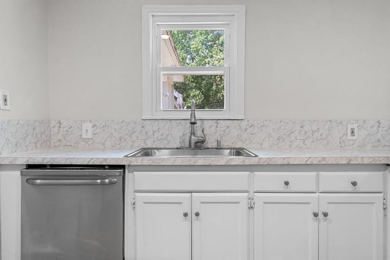 714 Cordell Street, Denton TX 76201 - Photo 13