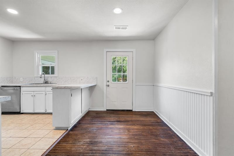 714 Cordell Street, Denton TX 76201 - Photo 10