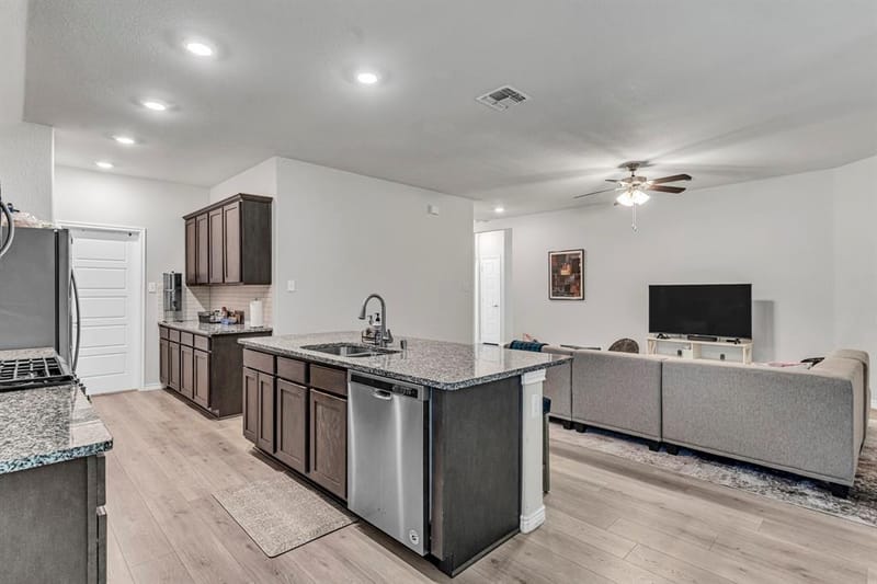 3109 Frio Road, Little Elm TX 75068 - Photo 9