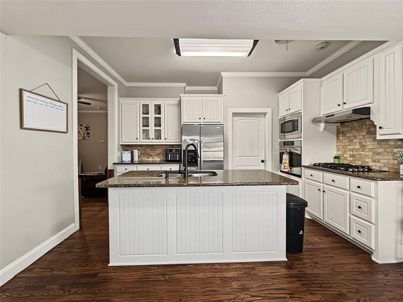 1009 W 7th Street, Justin TX 76247 - Photo 8