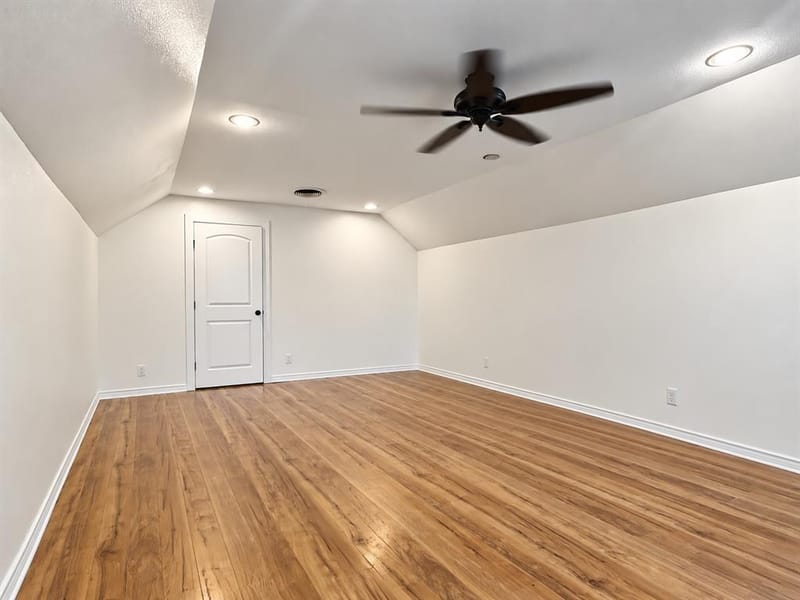 1009 W 7th Street, Justin TX 76247 - Photo 25