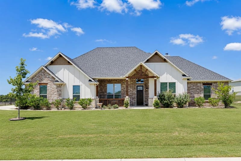 430 Solo Ridge Drive, Waxahachie TX 75167