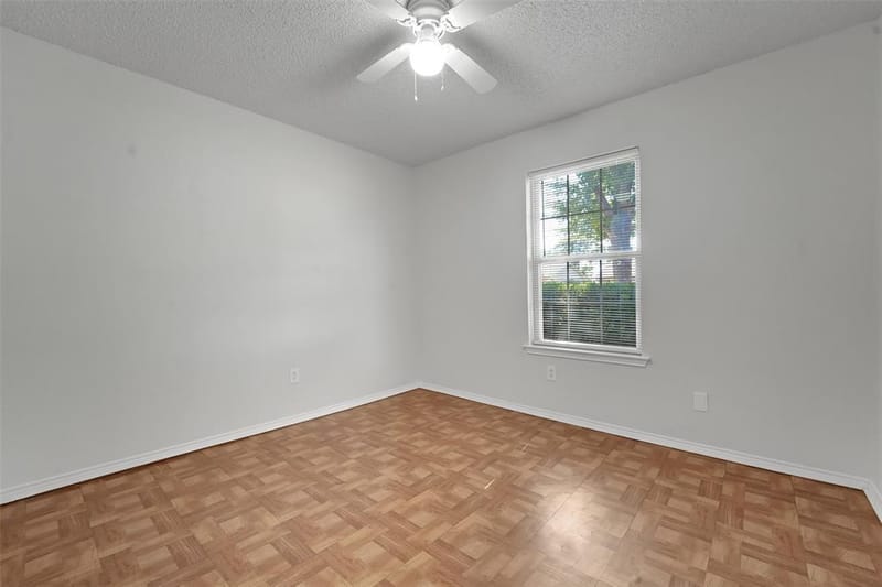 5811 Woodsetter Lane, Arlington TX 76017 - Photo 10