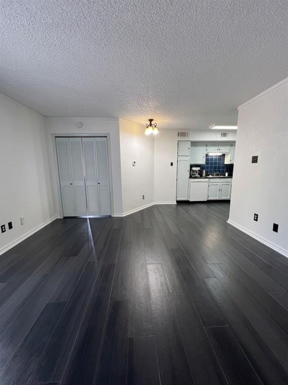 9811 Walnut Street # 104, Dallas TX 75243 - Photo 6