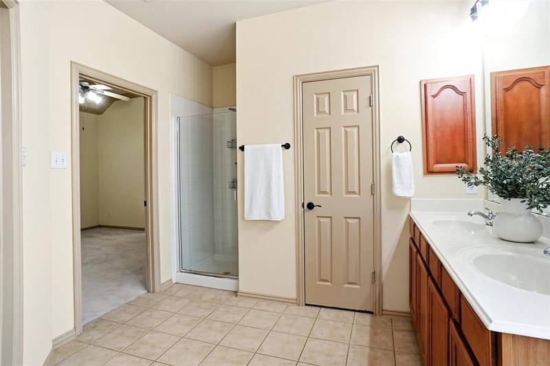 1821 Vintage Drive, Corinth TX 76210 - Photo 11