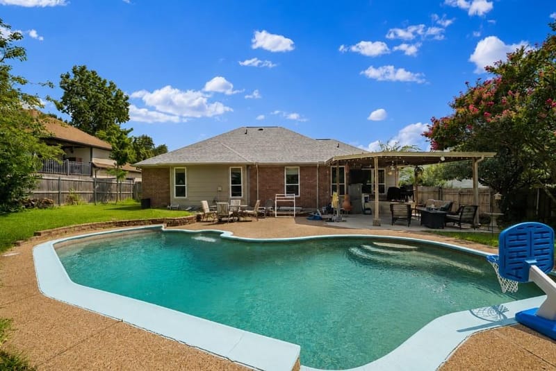 6705 Fair Oaks Drive, North Richland Hills TX 76182