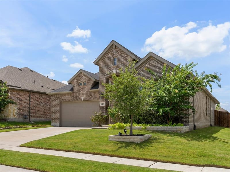 942 Lawless Lane, Fate TX 75087 - Photo 36