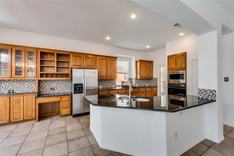 3105 Mill Ridge Drive, Plano TX 75025 - Photo 8