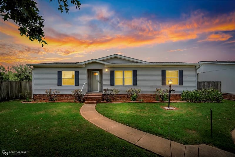 413 Glen Harbor, Bossier City LA 71111
