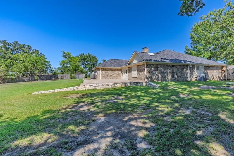 5504 Glenlivet Place, Greenville TX 75402 - Photo 16