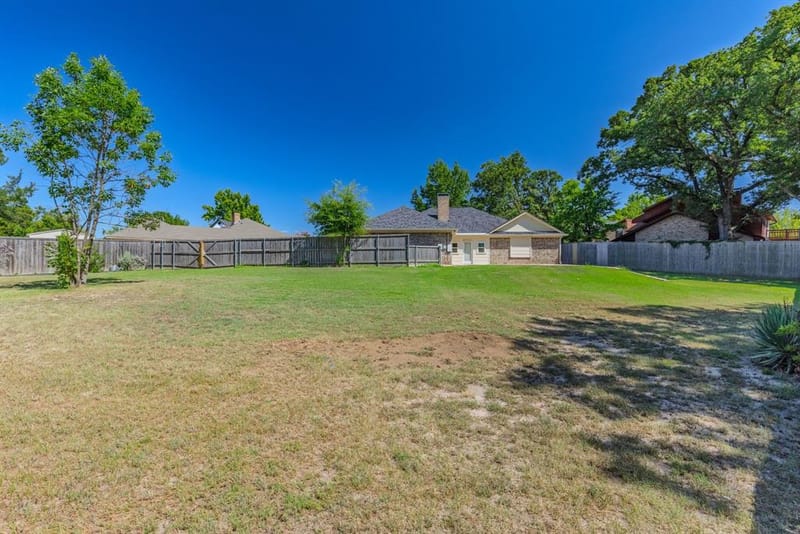 5504 Glenlivet Place, Greenville TX 75402 - Photo 14