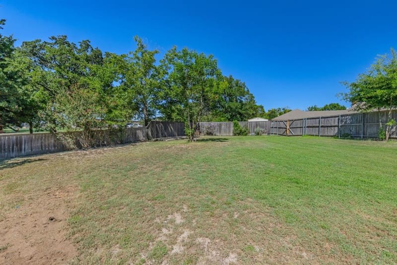 5504 Glenlivet Place, Greenville TX 75402 - Photo 8