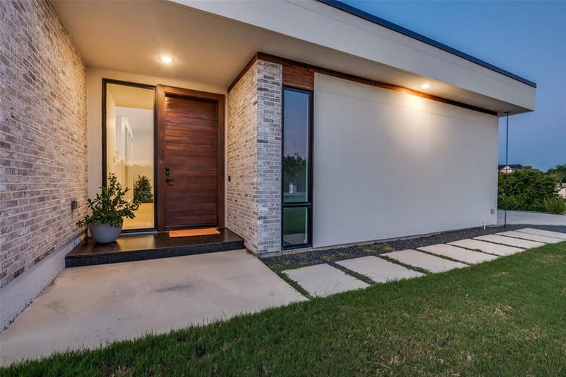 3120 Sanctuary Drive, Grand Prairie TX 75104 - Photo 4