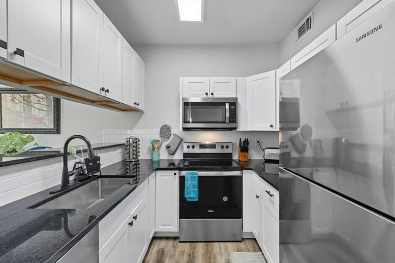 4430 Point Boulevard # 203, Garland TX 75043 - Photo 17