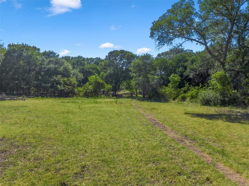 483 Nicole Lane, Waco TX 76705 - Photo 4