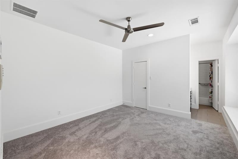 6908 Chantilly Court, Dallas TX 75214 - Photo 27