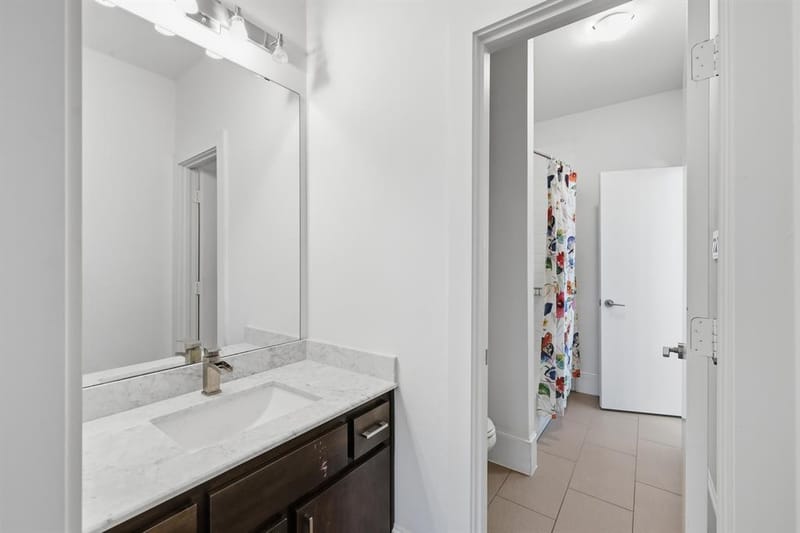 6908 Chantilly Court, Dallas TX 75214 - Photo 26