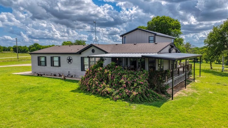 303 Private Road 3365, Boyd TX 76023 - Photo 22