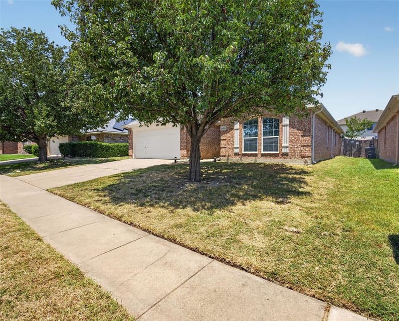 9612 Linton Drive, Fort Worth TX 76108 - Photo 3