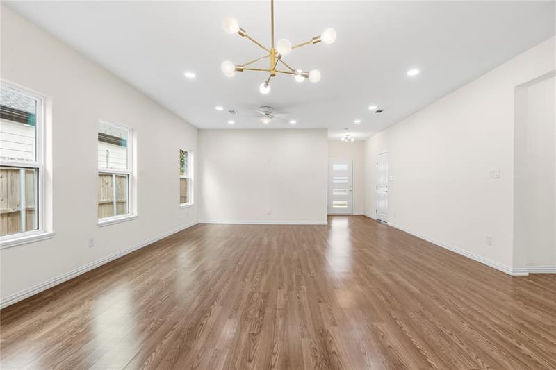 4115 Vineyard Drive, Dallas TX 75212 - Photo 10