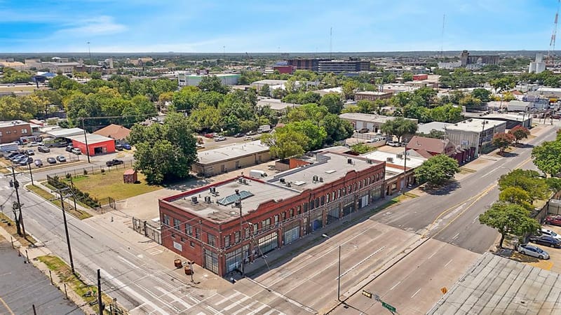 4212 Main Street, Dallas TX 75226 - Photo 2