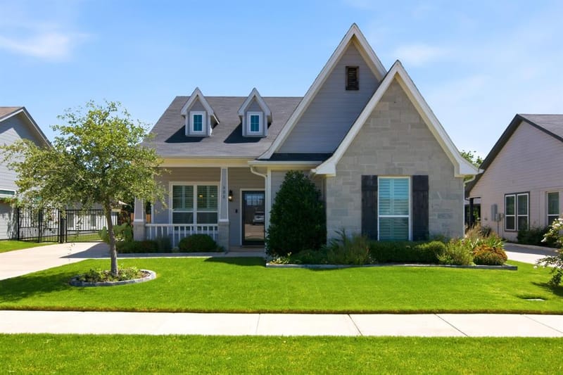 608 Joy Court, Burleson TX 76028 - Photo 2