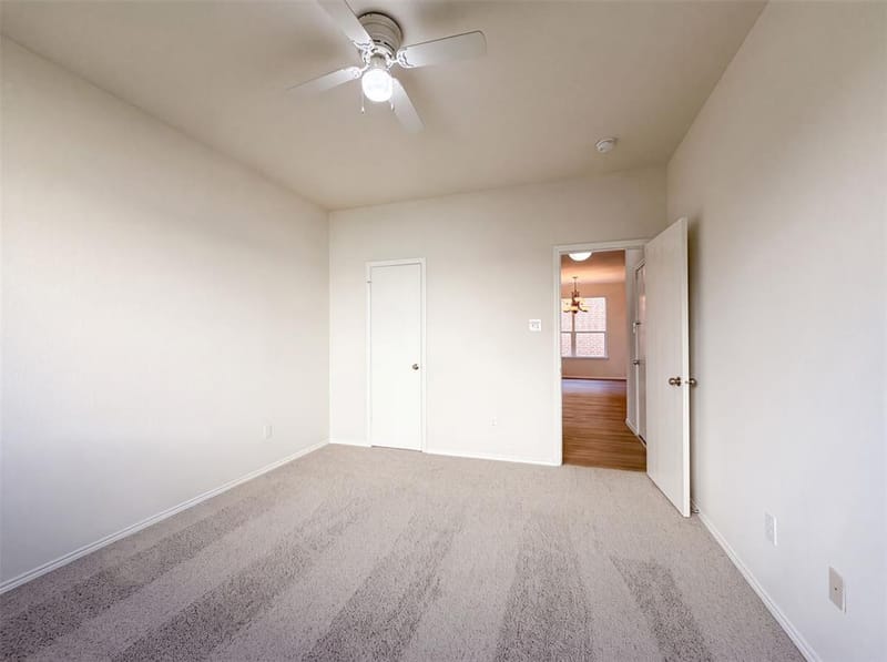 1411 Niagara Falls Court, Arlington TX 76002 - Photo 9