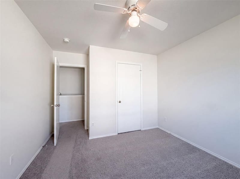 1411 Niagara Falls Court, Arlington TX 76002 - Photo 14