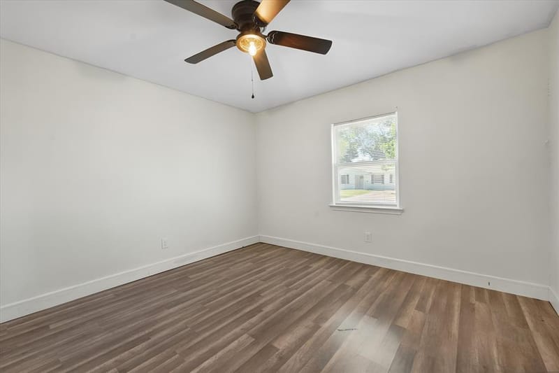 2611 Hardy Place, Arlington TX 76010 - Photo 6