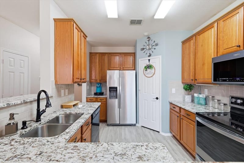 1905 Juniper Drive, Little Elm TX 75068 - Photo 10