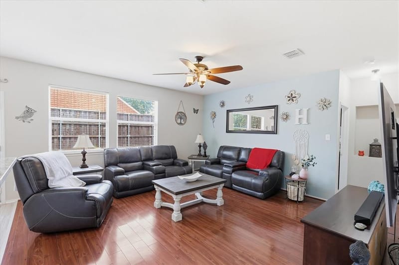 1905 Juniper Drive, Little Elm TX 75068 - Photo 8