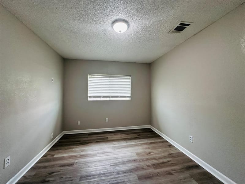 8600 Hawkview Drive, Fort Worth TX 76179 - Photo 8