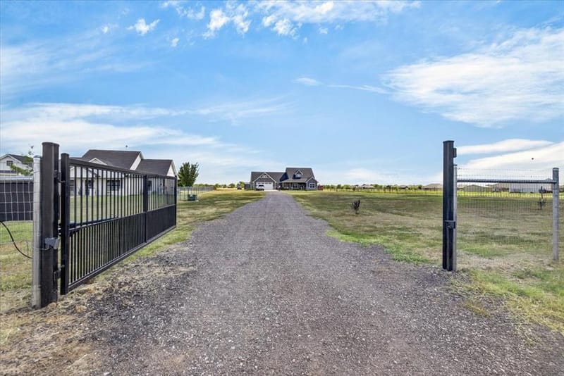18244 County Road 4001, Mabank TX 75147 - Photo 21