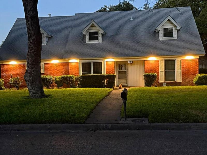 401 Glenhaven Drive, Azle TX 76020 - Photo 3