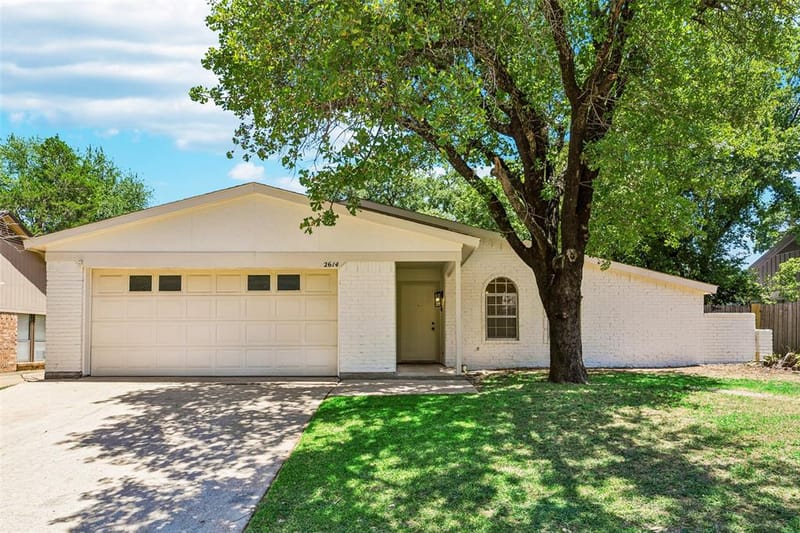 2614 Charolais Way, Arlington TX 76017 - Photo 3