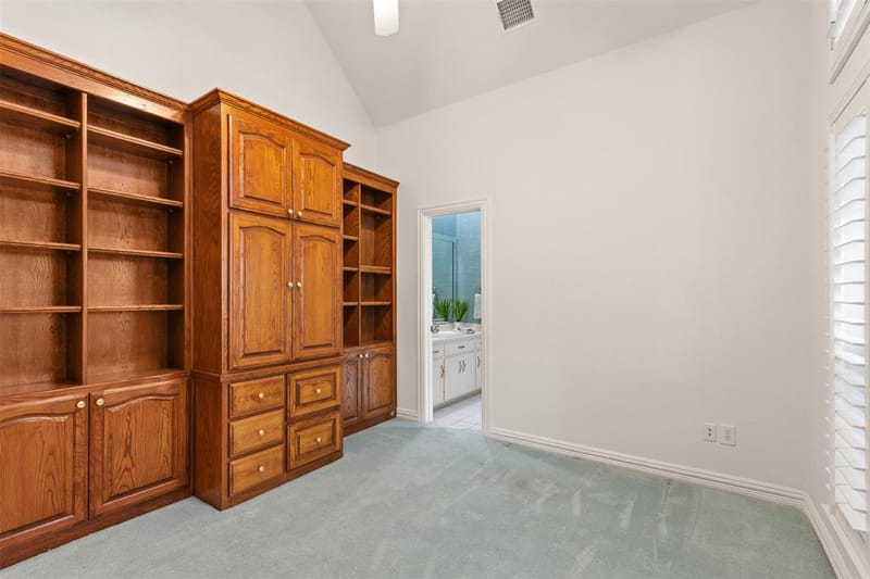 8644 Breakers Point, Dallas TX 75243 - Photo 9