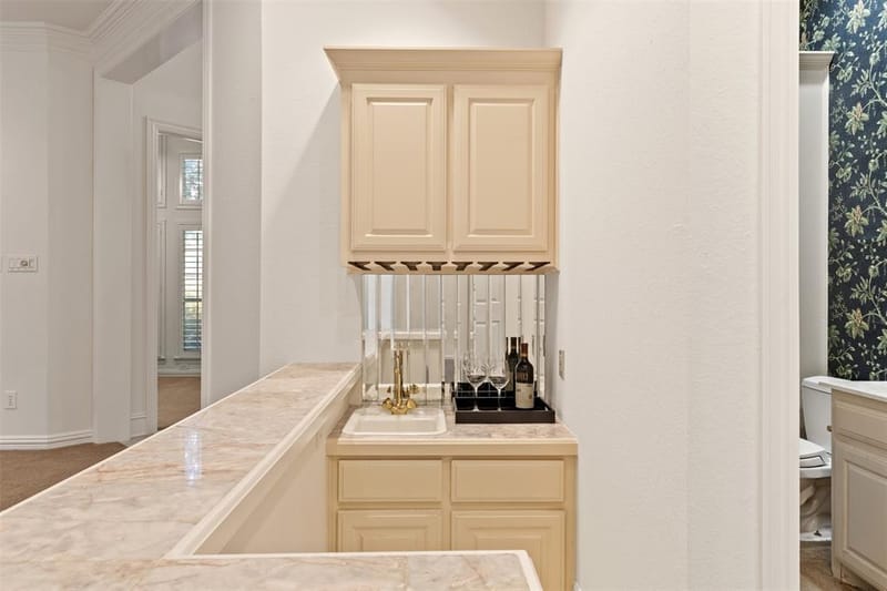 8644 Breakers Point, Dallas TX 75243 - Photo 15