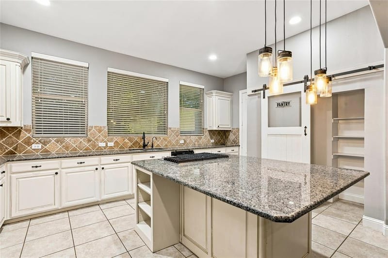 727 Fairfax Lane, Rockwall TX 75087 - Photo 12