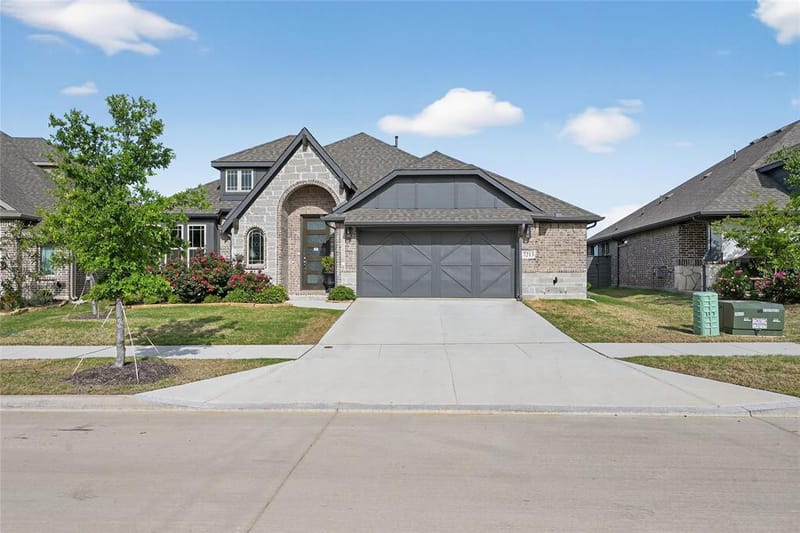 7213 Cherry Blossom Lane, Little Elm TX 76227 - Photo 2