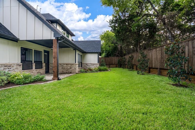 1908 Heritage Knoll Drive, Sherman TX 75092 - Photo 35