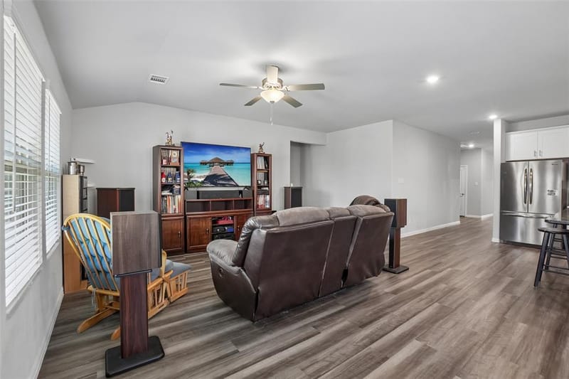 3254 Deckard Drive, Royse City TX 75189 - Photo 6
