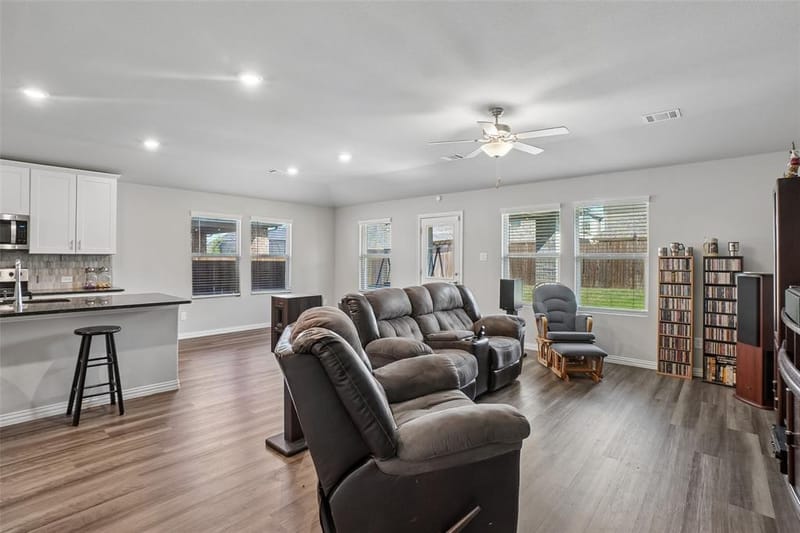 3254 Deckard Drive, Royse City TX 75189 - Photo 8