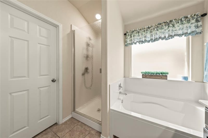 2912 Jackal Drive, Waco TX 76655 - Photo 14
