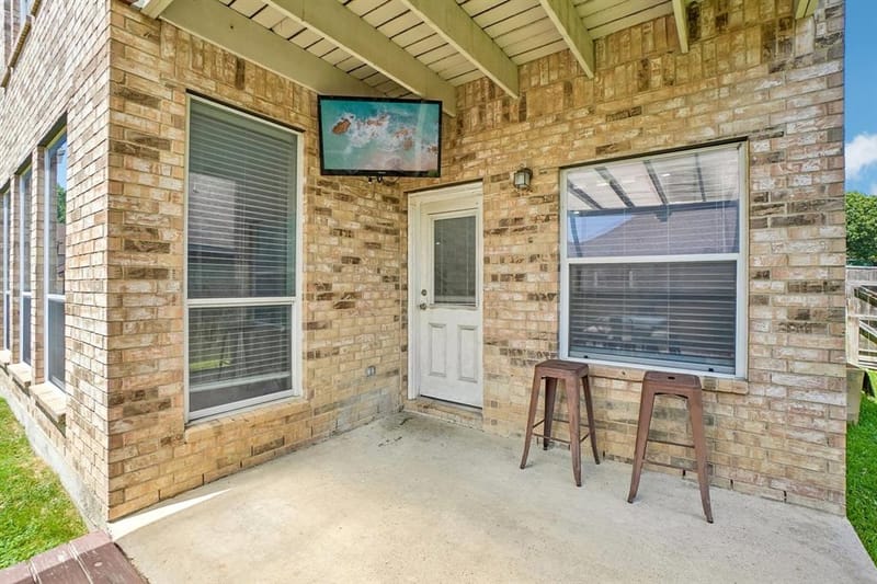 6940 Chapelridge Drive, Dallas TX 75249 - Photo 32