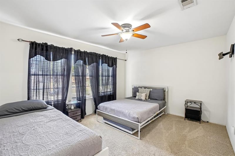 6940 Chapelridge Drive, Dallas TX 75249 - Photo 25