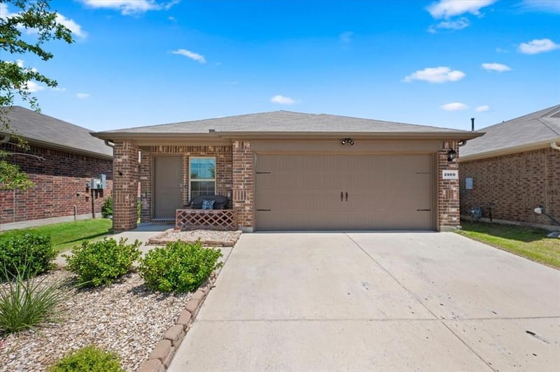 2560 Russell Street, Crandall TX 75114