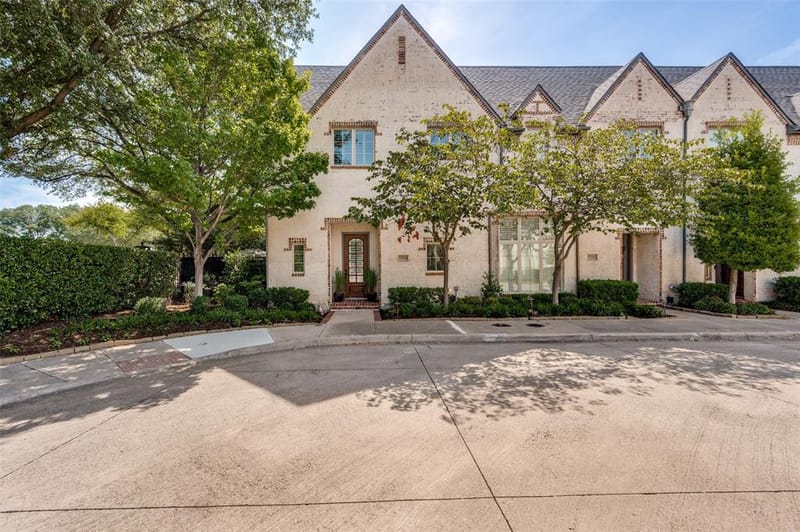 17254 Lechlade Lane, Dallas TX 75252