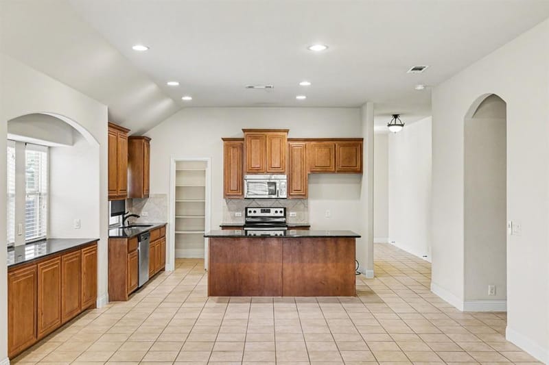 8305 Spitfire Trail, Aubrey TX 76227 - Photo 13
