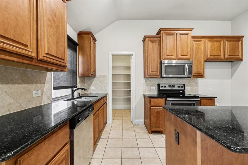 8305 Spitfire Trail, Aubrey TX 76227 - Photo 16