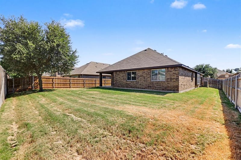 8305 Spitfire Trail, Aubrey TX 76227 - Photo 28